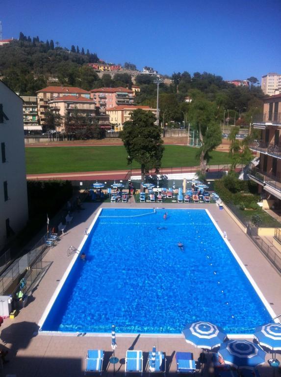 Appartamento Vista Mare Con Piscina Cala Di Sole อิมเปรีอา ภายนอก รูปภาพ